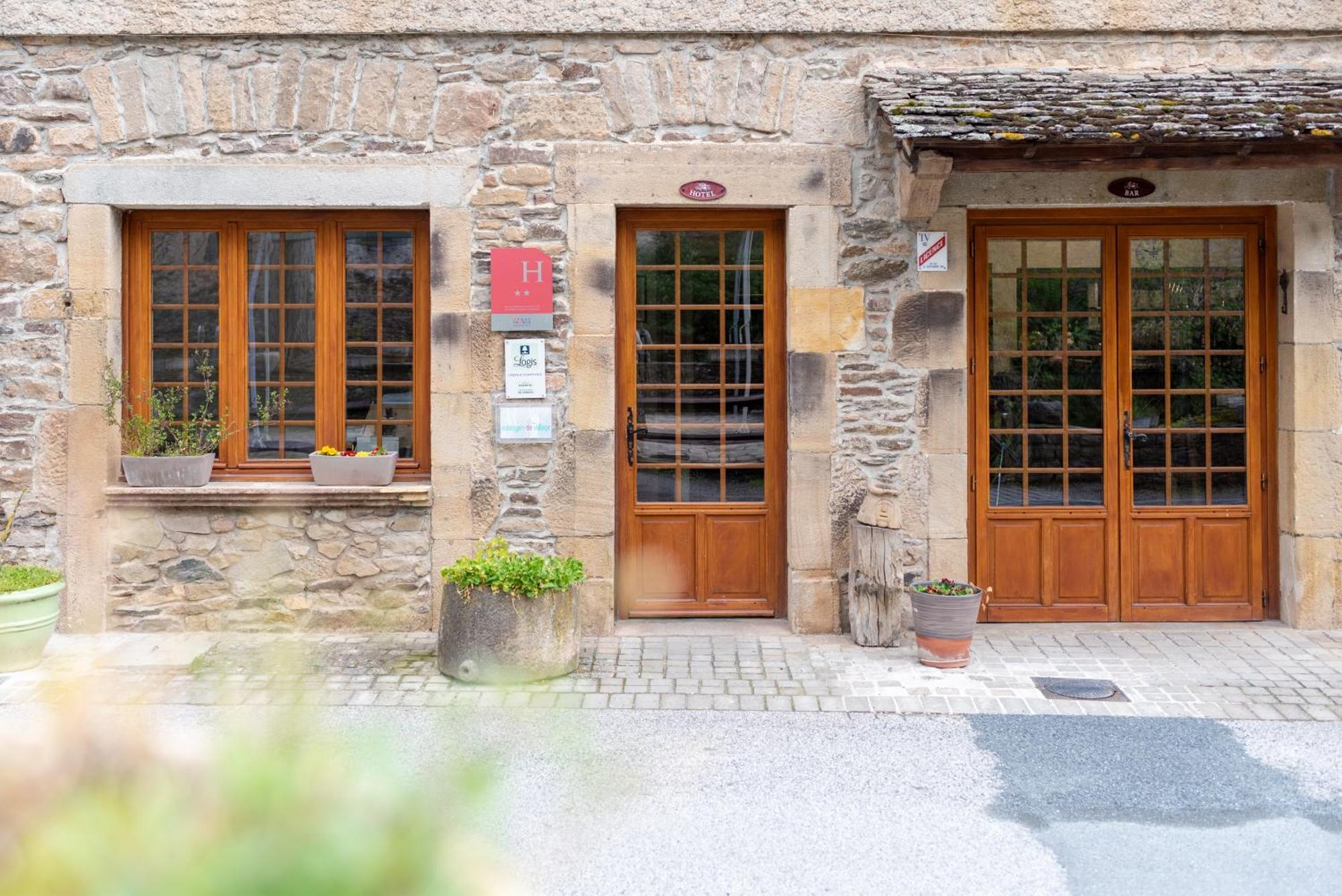 Hotel Restaurant Le Relays Du Chasteau - Logis Hotel Brousse-le-Chateau المظهر الخارجي الصورة